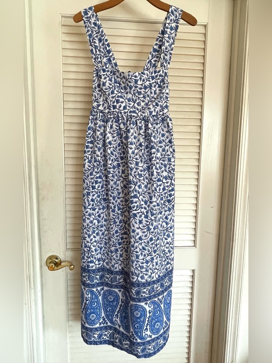 J. Crew Dresses & Skirts - J. Crew Square Neck Blue & White Floral Midi Dress with Bandana Print/EUC Size 4